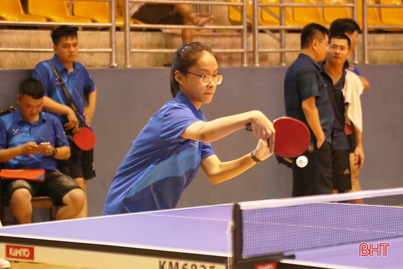 Một số tay vợt xuất sắc chia sẻ về Giải bóng bàn các CLB mở rộng Báo Hà Tĩnh ảnh 3 Một số tay vợt xuất sắc chia sẻ về Giải bóng bàn các CLB mở rộng Báo Hà Tĩnh