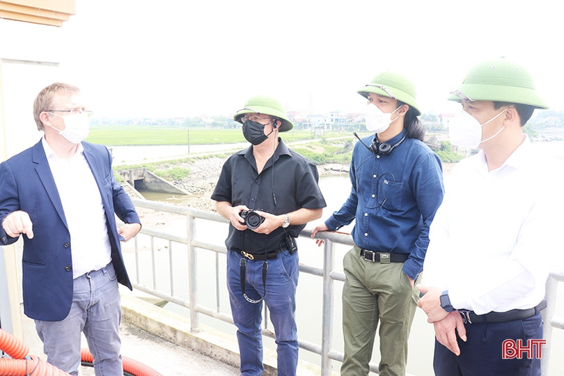 Cơ quan phát triển Pháp kiểm tra các dự án đầu tư vào Thạch Hà