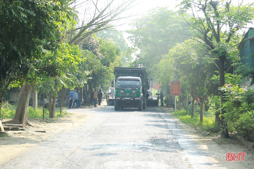Nghi Xuân huy động nguồn lực làm đường giao thông