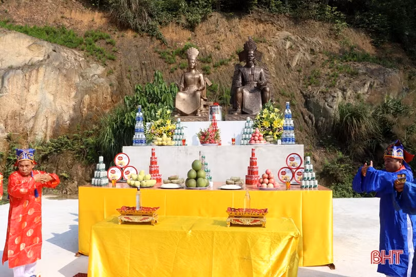 Trang nghiêm Lễ tế dân gian Đức Thủy Tổ Kinh Dương Vương và các Vua Hùng