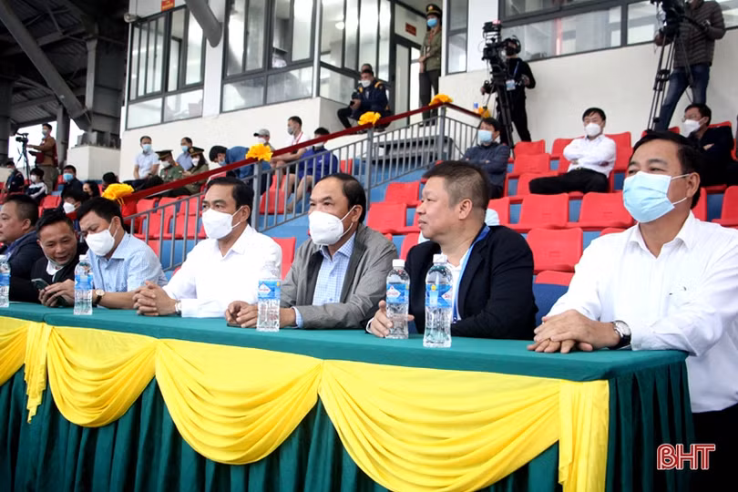 Hồng Lĩnh Hà Tĩnh chiến thắng trong ngày khai mạc Cúp Quốc gia 2022