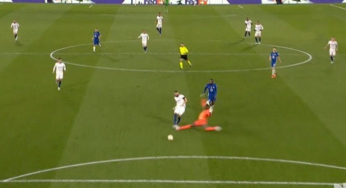 Kết quả Chelsea 1-3 Real: Benzema đánh sập Stamford Bridge