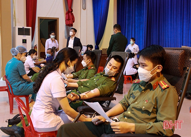 Ngày hội hiến máu tại Can Lộc thu về 243 đơn vị máu 