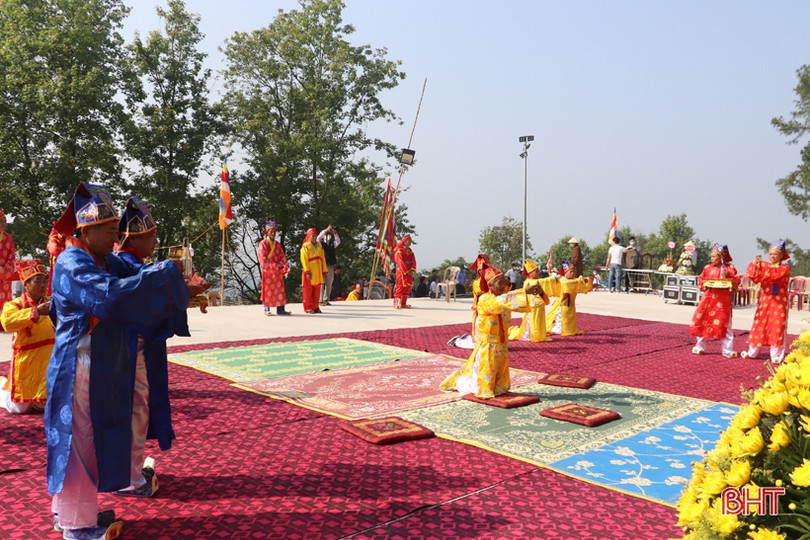 Trang nghiêm Lễ tế dân gian Đức Thủy Tổ Kinh Dương Vương và các Vua Hùng
