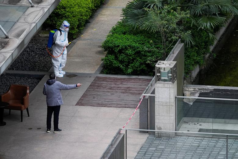 Số ca nhiễm COVID-19 ở thành phố lớn nhất Trung Quốc vẫn lập kỷ lục sau lệnh phong tỏa