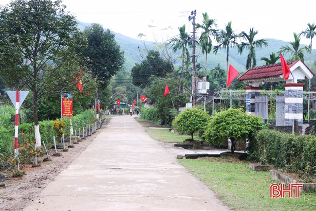 Người cán bộ thôn ở miền núi Vũ Quang tâm huyết với phong trào 