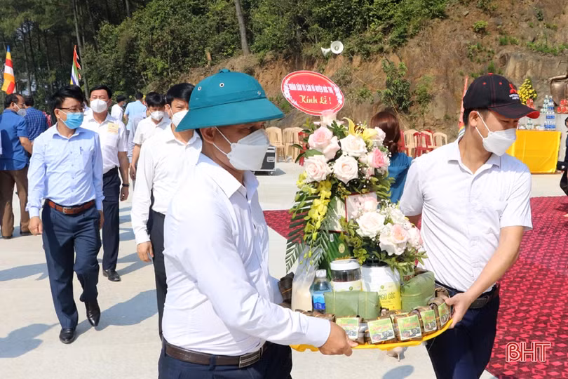 Trang nghiêm Lễ tế dân gian Đức Thủy Tổ Kinh Dương Vương và các Vua Hùng