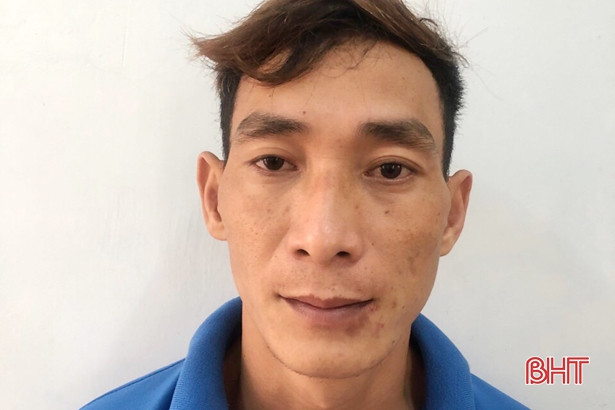 Đấu tranh với đối tượng tàng trữ ma tuý, phát hiện thêm hành vi trộm cắp