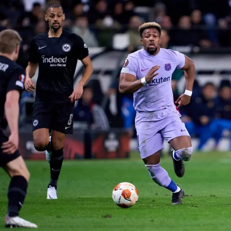 Torres giải cứu Barcelona trên đất Đức
