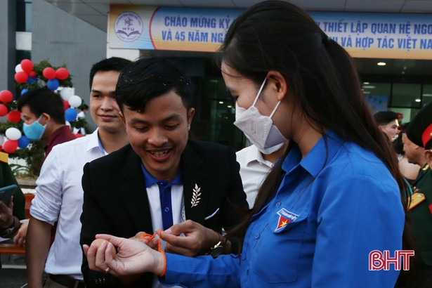 Ấm áp Tết cổ truyền Bunpimay tại Trường Đại học Hà Tĩnh