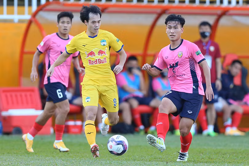 Hồng Lĩnh Hà Tĩnh với chuyến làm khách khó khăn trên sân Pleiku