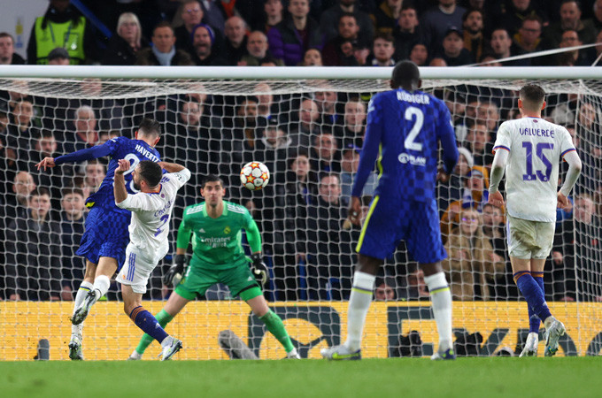 Kết quả Chelsea 1-3 Real: Benzema đánh sập Stamford Bridge