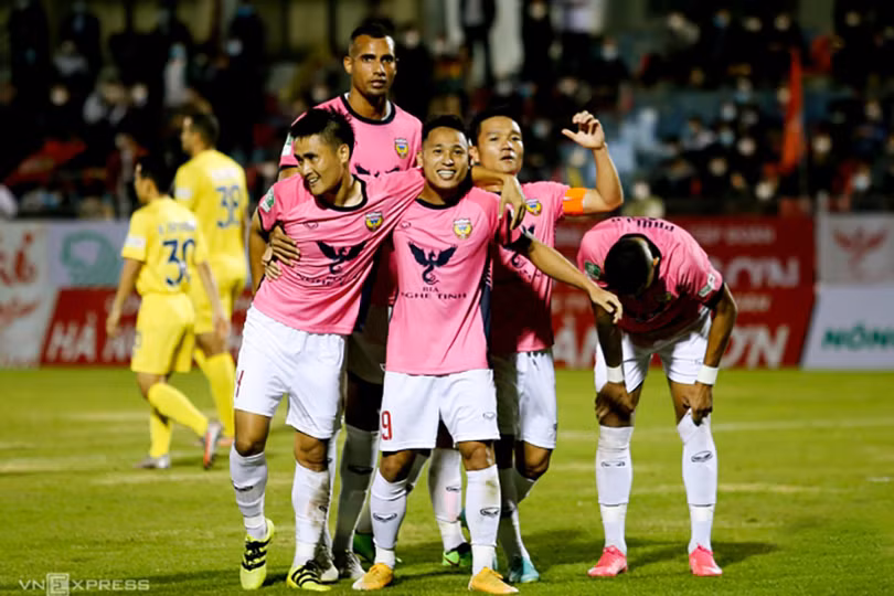 Hồng Lĩnh Hà Tĩnh với chuyến làm khách khó khăn trên sân Pleiku