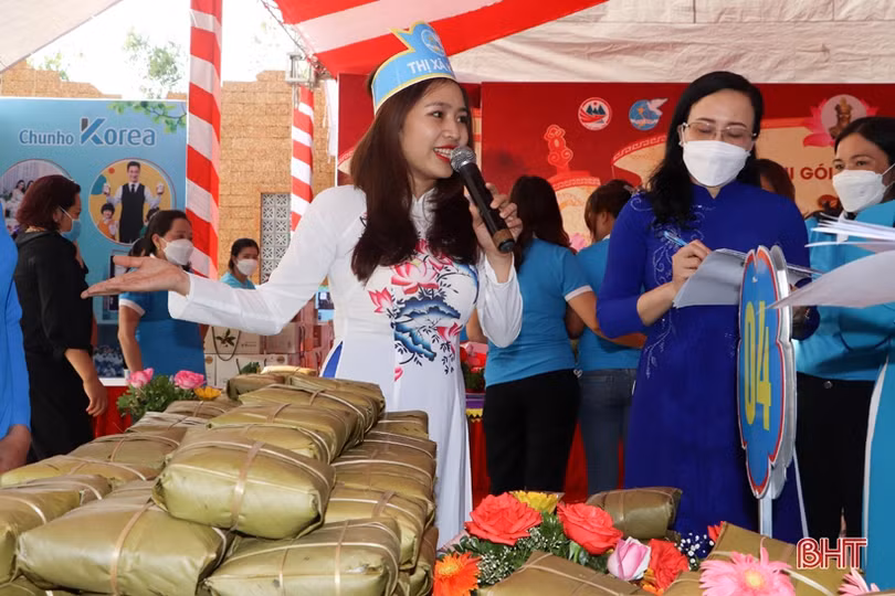 Đẹp mắt những sản phẩm thi gói bánh chưng dâng Quốc Tổ Hùng Vương