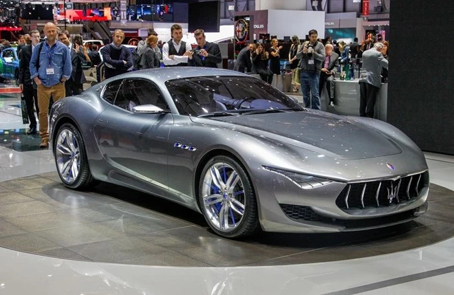 Maserati Alfieri sẽ có thêm phiên bản V6. Ảnh: Gearheads. 5 sieu xe duoc cho doi trong nam 2017