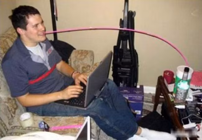 bo tay voi nhung ke luoi bieng nhat qua dat