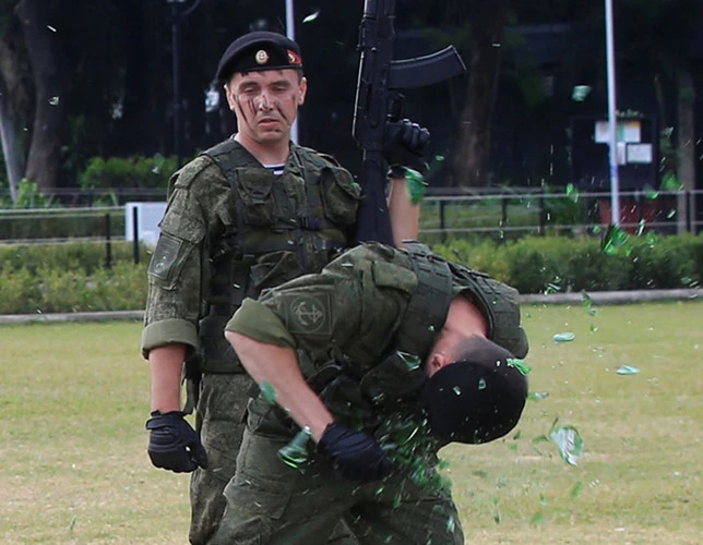 binh si nga pho dien suc manh chien dau tai philippines