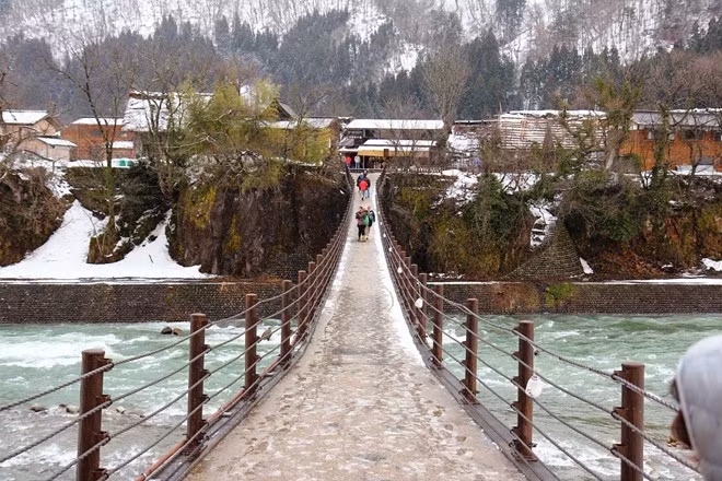 shirakawa go ngoi lang xinh nhu the gioi co tich o nhat