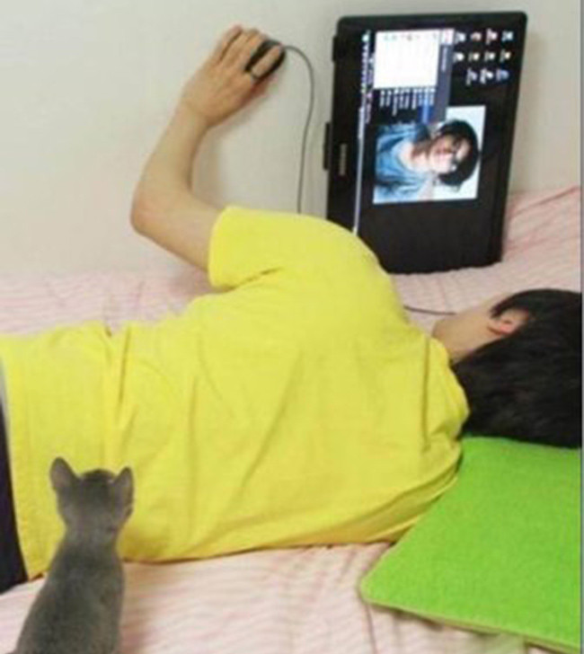 bo tay voi nhung ke luoi bieng nhat qua dat