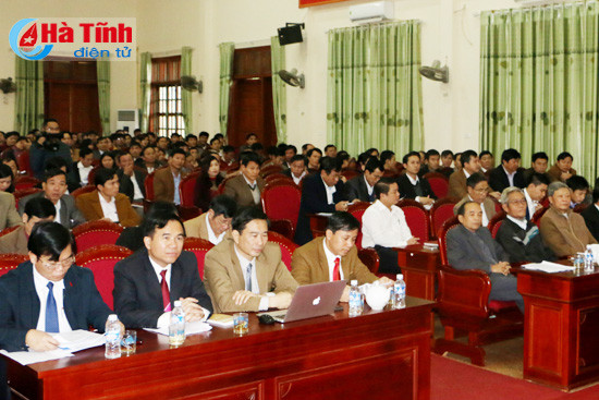 dua cac noi dung nghi quyet tw 4 khoa xii tham sau vao doi song
