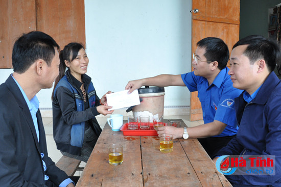 ho tro doi vien lang thanh nien lap nghiep tay ky anh sua chua nha o
