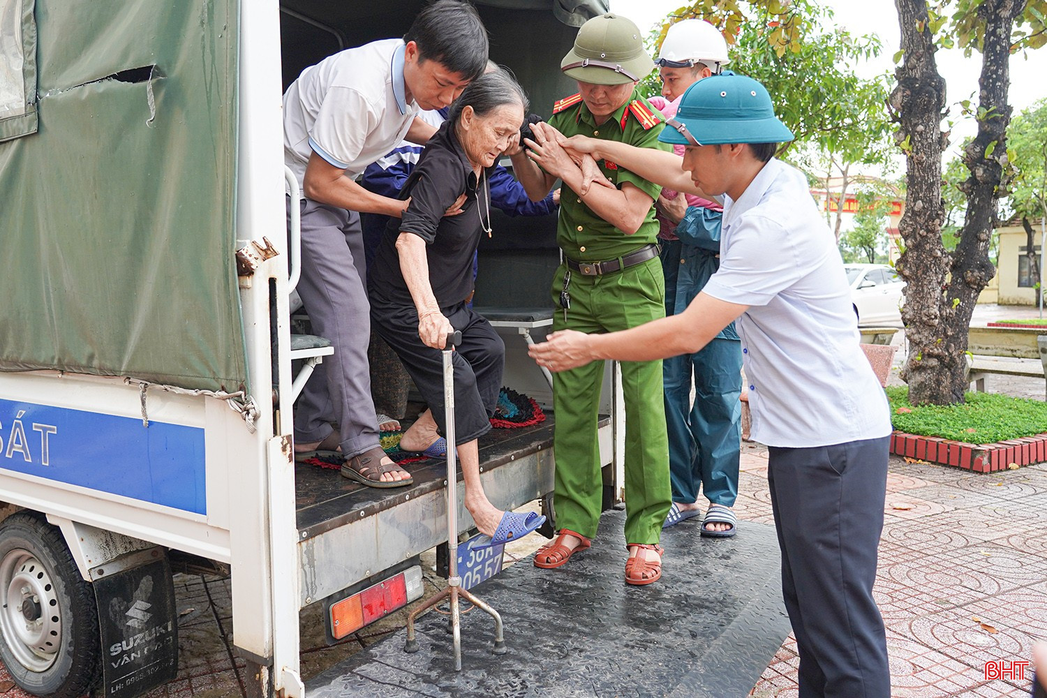 ឃុំក៏បានស្នើសុំប្រព័ន្ធសាលាក្នុងមូលដ្ឋានជាជម្រកសម្រាប់ប្រជាពលរដ្ឋក្នុងពេលមានខ្យល់ព្យុះ... bqbht_br_st4.jpg