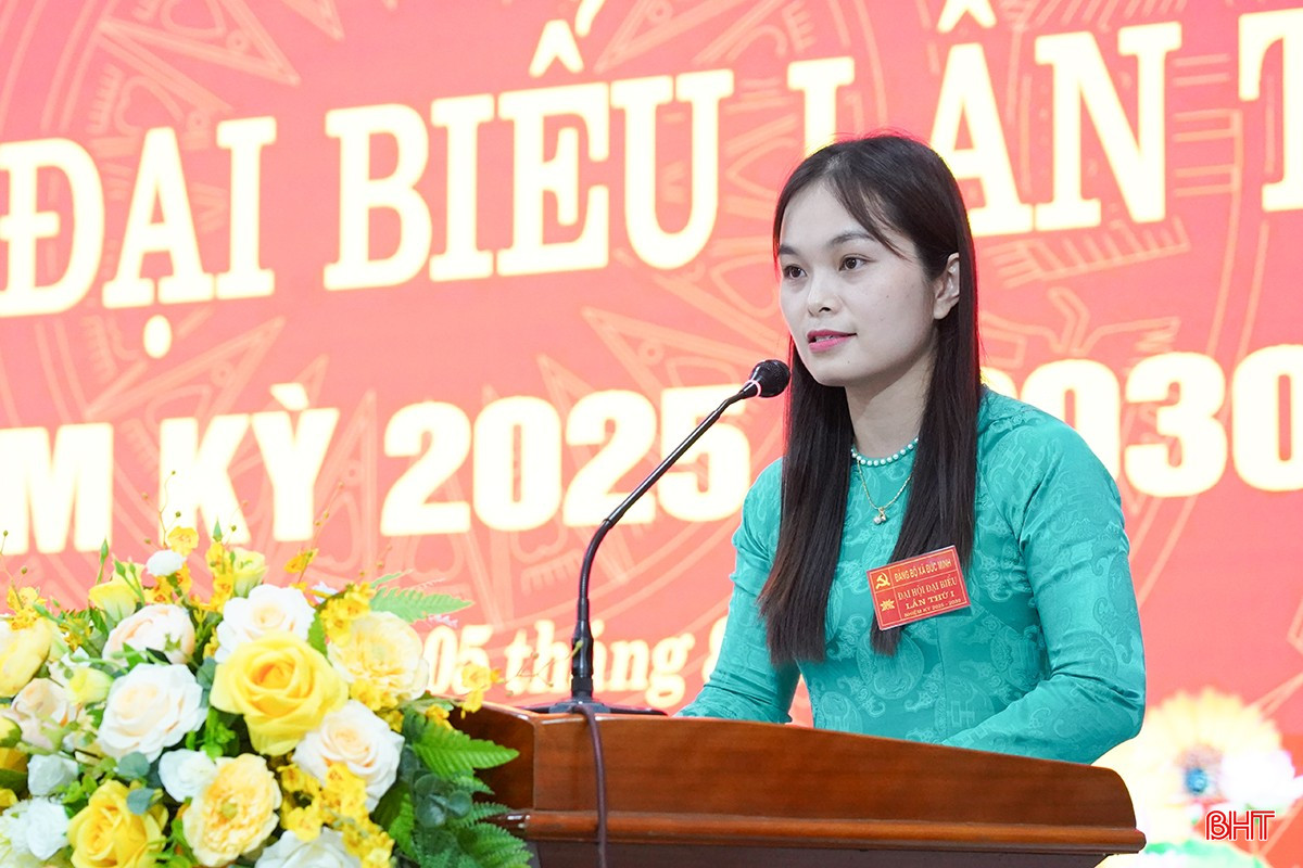 Đồng chí Kiều Thị Huyền Trang - Chi bộ Văn phòng UBND xã phát biểu tham luận. bqbht_br_dh5.jpg
