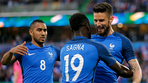 giroud lap cu dup phap thi uy suc manh truoc them euro