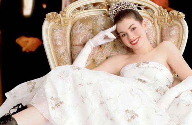 Vai diễn khó quên của Hathaway trong The Princess Diaries - Ảnh: Walt Disney Pictures 10 nu minh tinh noi tieng nhat hollywood