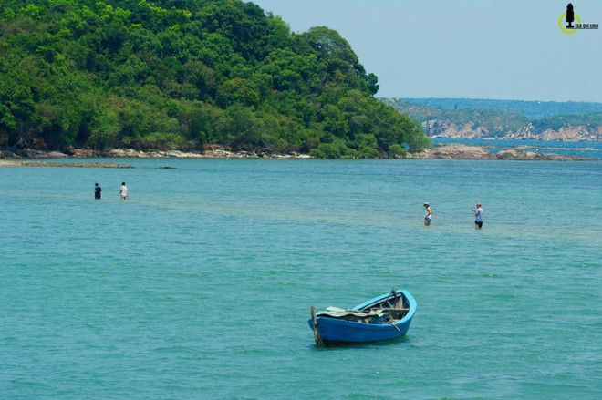 con duong duoi muc nuoc bien o phu yen