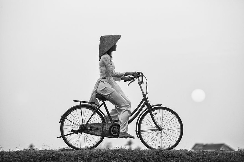 ao dai viet nam tuyet dep duoi ong kinh nhiep anh gia phap