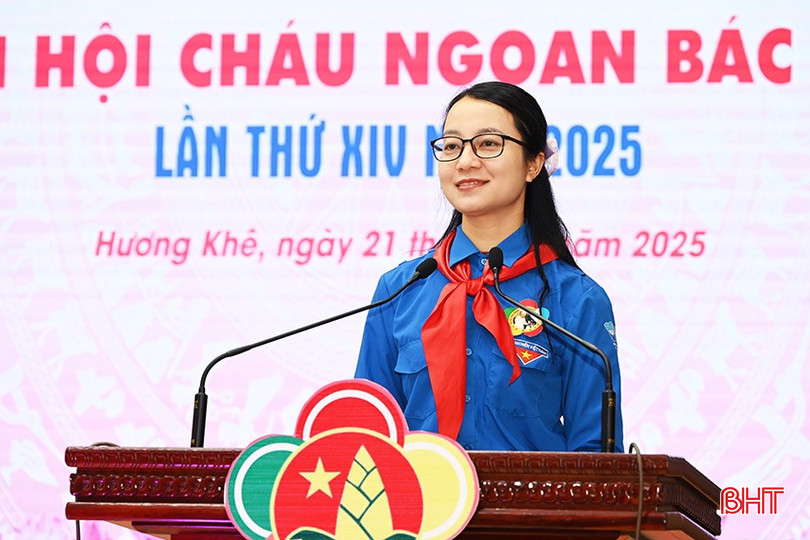 Bí thư Huyện đoàn Hương Khê Kiều Thu Hằng phát biểu khai mạc đại hội. bqbht_br_4.jpg