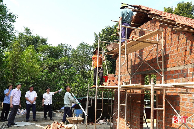 Tính đến hết ngày 23/4/2025, toàn huyện đã khởi công xây dựng 291/291 nhà, đạt 100 %. bqbht_br_4-441.jpg