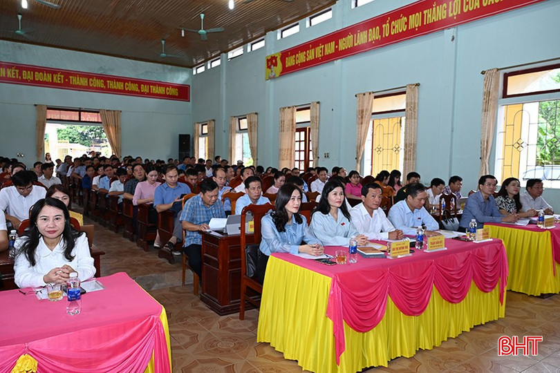 Đại biểu dự hội nghị. 6-2795.jpg