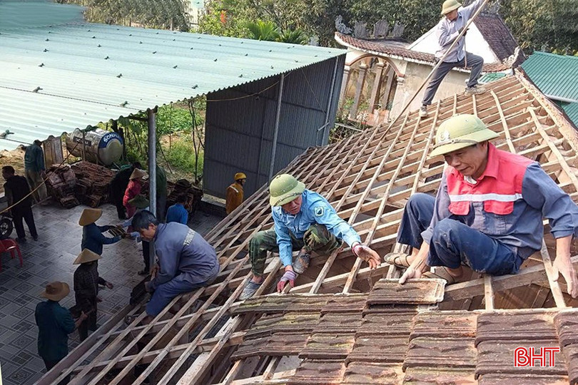 Đến đầu tháng 4 năm nay, toàn tỉnh có gần 2.000 ngôi nhà xây dựng cho hộ nghèo, khó khăn, gia đình chính sách đã được khởi công xây mới, sửa chữa. bqbht_br_1-9367.jpg
