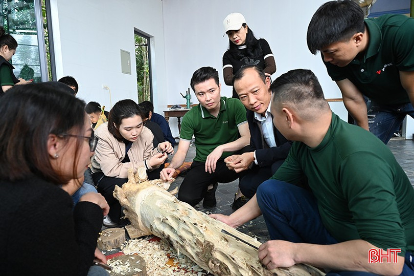 Hương Khê tiếp tục đẩy mạnh phát triển du lịch cộng đồng gắn với trải nghiệm NTM trên cơ sở phát huy tiềm năng, lợi thế của thiên nhiên, nông nghiệp, làng nghề. bqbht_br_3.jpg