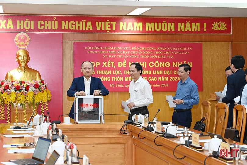 Hội đồng Thẩm định xét, đề nghị công nhận xã đạt chuẩn NTM, xã đạt chuẩn NTM nâng cao, xã đạt chuẩn NTM kiểu mẫu, giai đoạn 2022 - 2025 tiến hành bỏ phiếu. bqbht_br_3.jpg