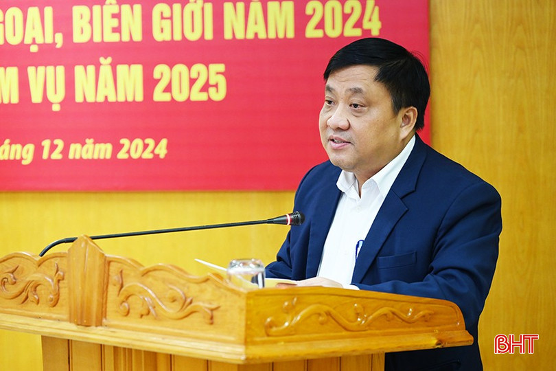 Giám đốc Sở Ngoại vụ Phạm Xuân Phú kết luận hội nghị. bqbht_br_5.jpg
