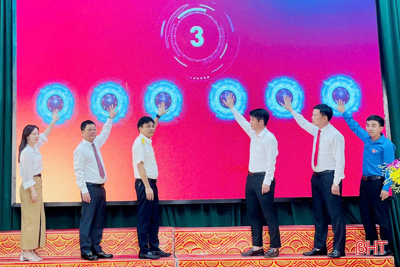 Các địa phương ở Hà Tĩnh tiếp tục phát động hưởng ứng ngày hội chuyển đổi số quốc gia năm 2025. bqbht_br_a3.jpg