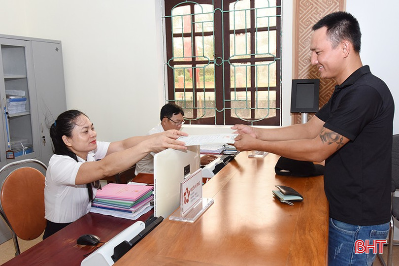Trung tâm phục vụ hành chính công cấp xã chính thức vận hành với tinh thần vì Nhân dân phục vụ. bqbht_br_1.jpg