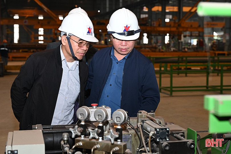 Công ty TNHH Sản xuất cấu kiện công nghệ cao Viết Hải đầu tư gần 86 tỷ đồng cho các dây chuyền, thiết bị công nghệ mới. bqbht_br_5.jpg