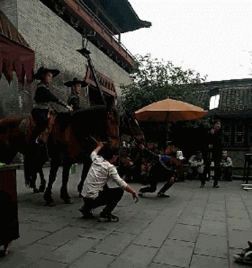 Sự thật hài hước cảnh luyện công, đấu kiếm trong phim cổ trang