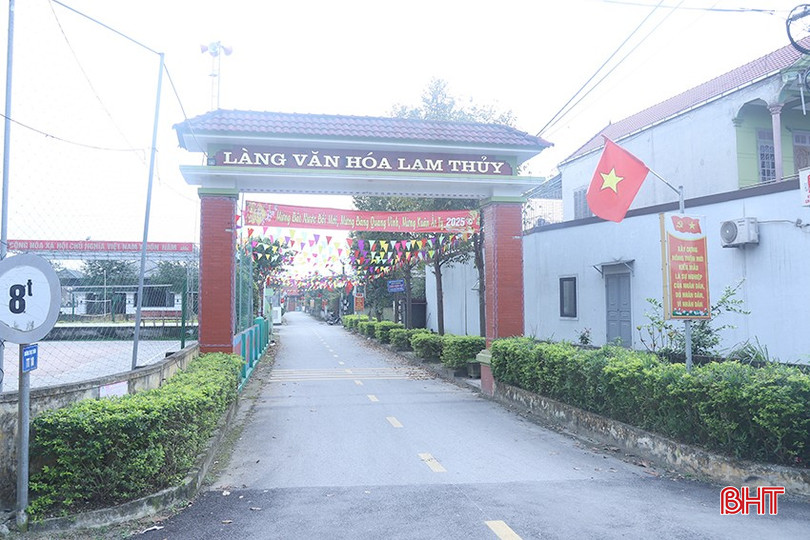 Bộ mặt thôn Lam Thủy (thị trấn Tiên Điền, Nghi Xuân) "thay da đổi thịt" nhờ thực hiện tốt các tiêu chí xây dựng NTM. bqbht_br_1.jpg