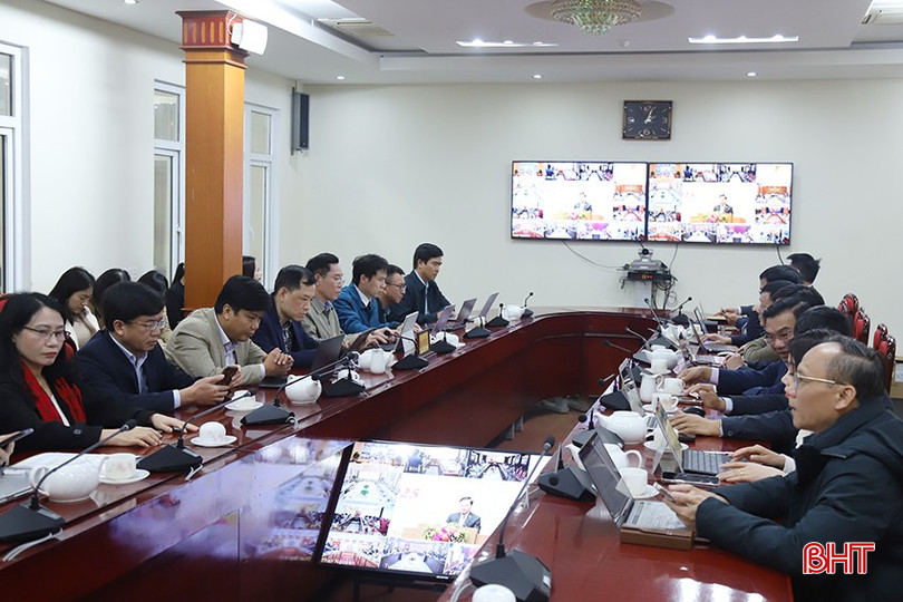 Đại biểu tại điểm cầu Hà Tĩnh. bqbht_br_2222.jpg