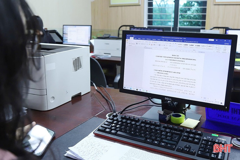 Tập thể cán bộ, nhân viên trung tâm luôn nỗ lực học hỏi, cập nhật kiến thức, phát triển bản thân, nâng cao chất lượng phục vụ bqbht_br_69.jpg