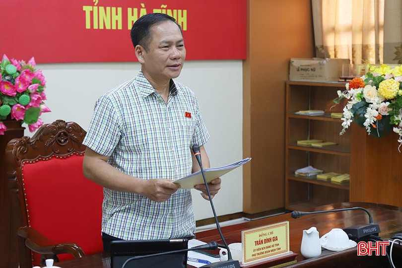 Đại biểu Trần Đình Gia chất vấn Bộ trưởng Bộ NN&PTNT. QH1.jpg