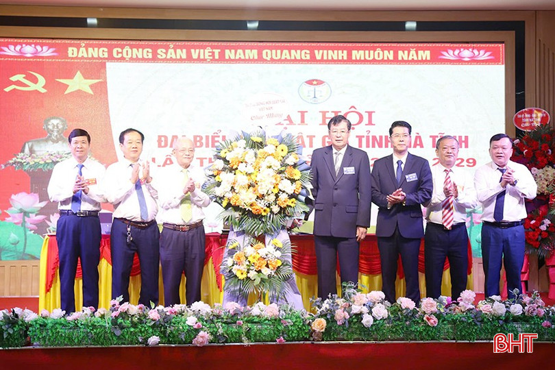 Ông Trần Công Phàn - Phó Bí thư Đảng đoàn, Phó Chủ tịch, Tổng Thư ký Hội Luật gia Việt Nam... bqbht_br_d27bcfd7dfcb64953dda.jpg