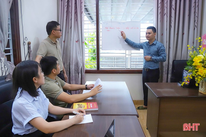 Đợt tư vấn pháp luật miễn phí giúp người dân được tiếp cận các dịch vụ pháp lý chất lượng. z5907108111013-a27510875c3dd288b294c013fb3323cc-2444.jpg