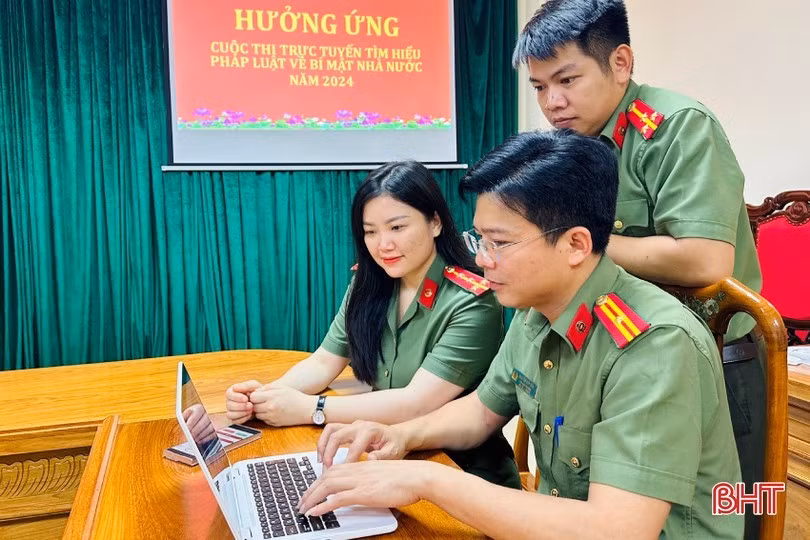 Cán bộ Phòng An ninh chính trị nội bộ (Công an tỉnh) tham gia cuộc thi.