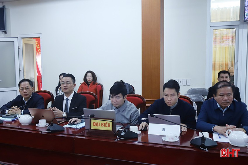Các đại biểu dự hội nghị tại điểm cầu Hà Tĩnh. bqbht_br_44.jpg